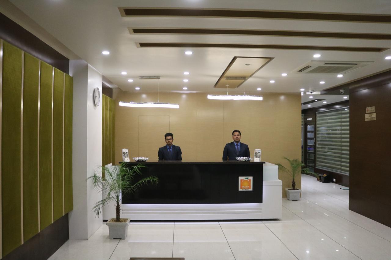 Hotel Orange International Surat Dış mekan fotoğraf